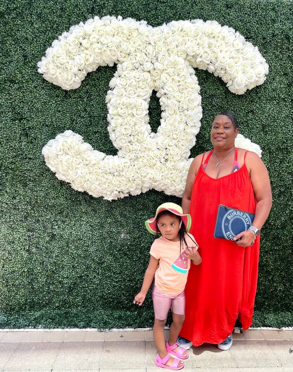 Nana And Kota shopping at Chanel